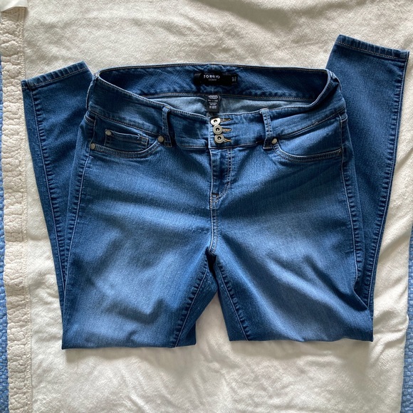 torrid Denim - Torrid Premium 3 Button Jeggings
